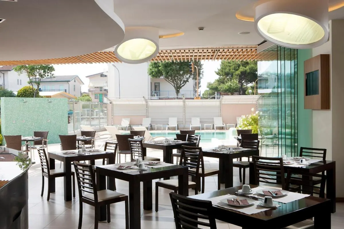 Aparthotel Il Teatro Lido di Jesolo 3*,  Włochy